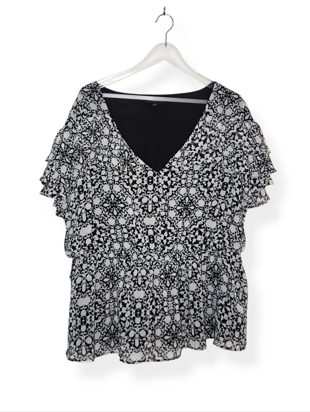 lane Bryant Black & White Tiered Ruffle Short Sleeve Peplum Top Size 22